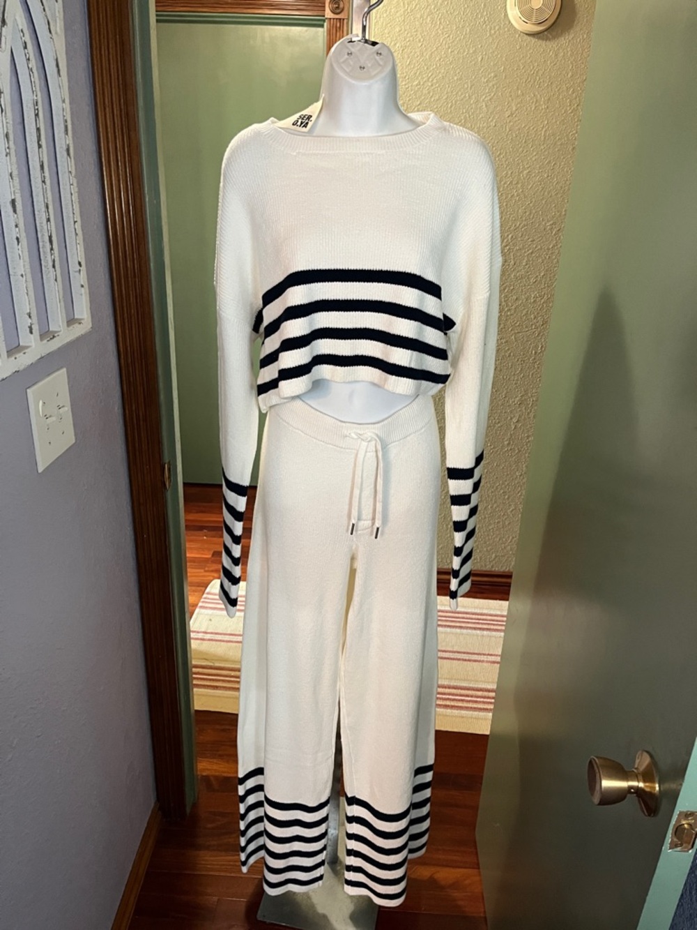 SER.O.YA NWT White Knit Top & Pants with Navy Stripes